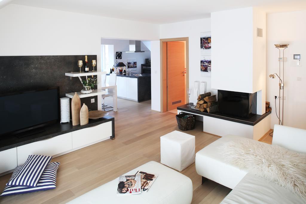Golob Apartment Kranjska Gora Zimmer foto