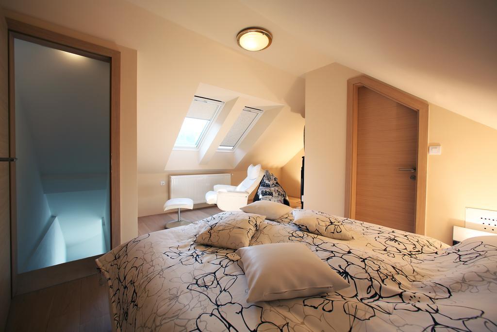Golob Apartment Kranjska Gora Zimmer foto